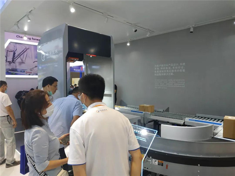 公司技術(shù)上海工博會(huì).jpg